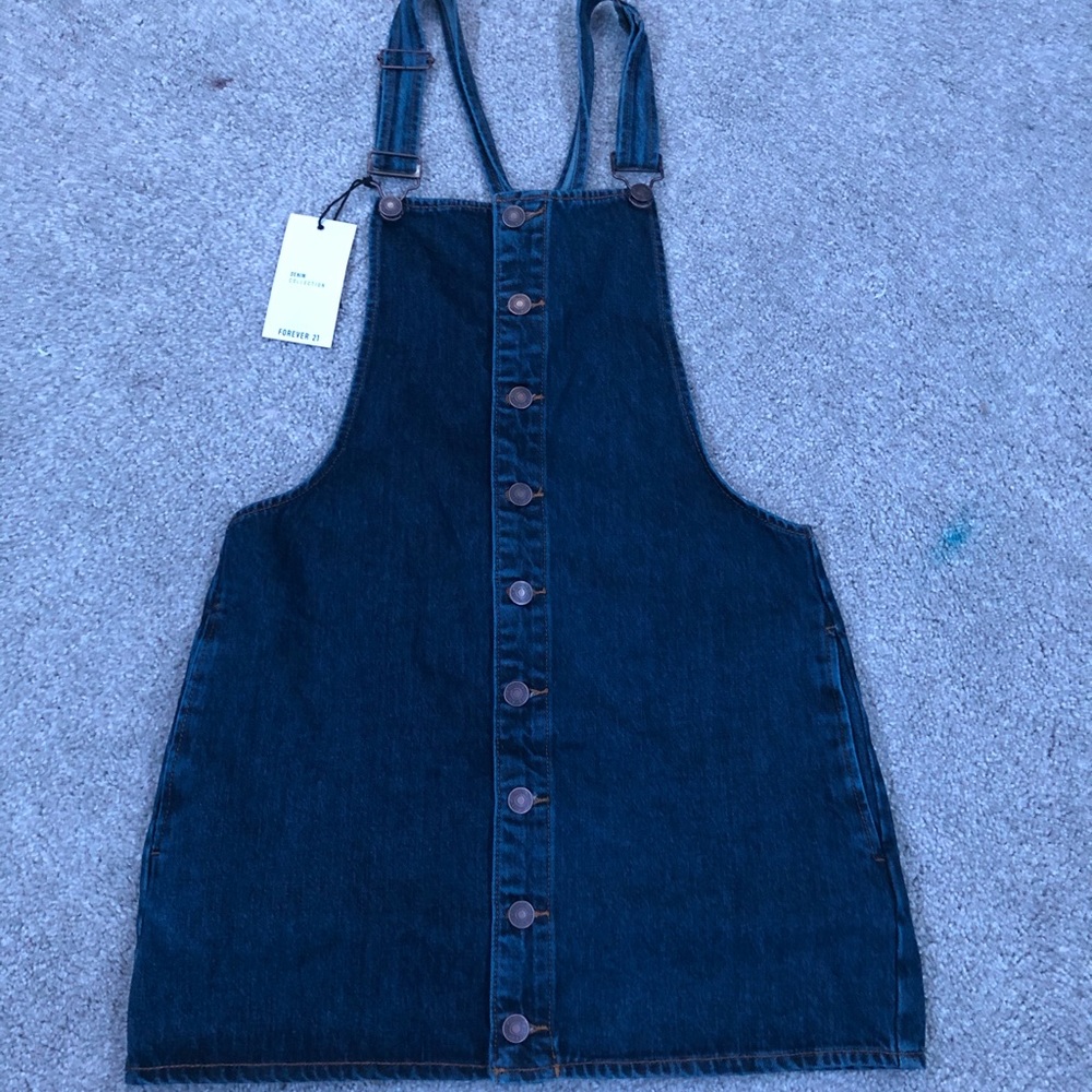 denim dress with pockets